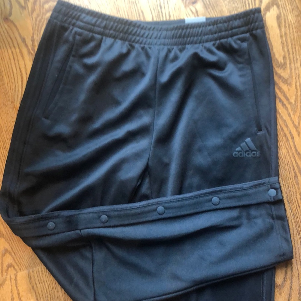 Men’s Adidas basketball pullaway Track pant Large